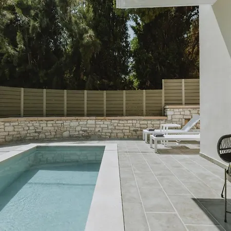 Paleros Bay Villas Exterior photo